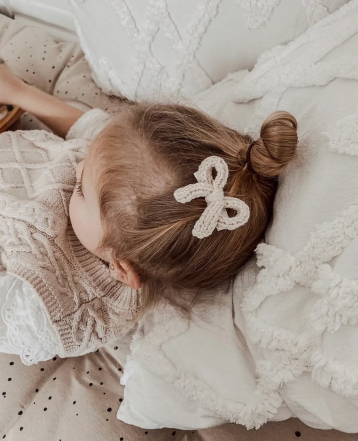 Dainty Knit Bow Hair Clip | Oatmeal