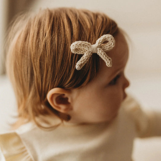 Hair Clip I Dainty Knit Bow - Oatmeal